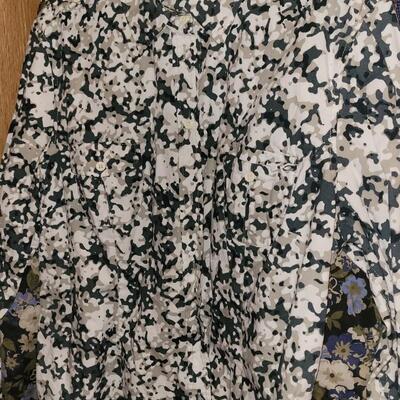 Lot 535: Ladies Clothing Lot E