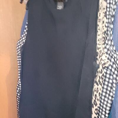 Lot 535: Ladies Clothing Lot E