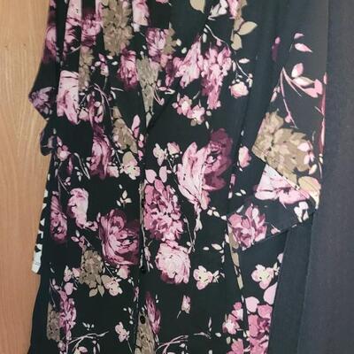 Lot 536: Ladies Clothing Lot F 