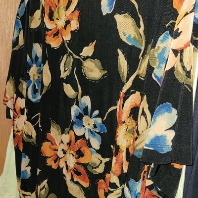 Lot 536: Ladies Clothing Lot F 