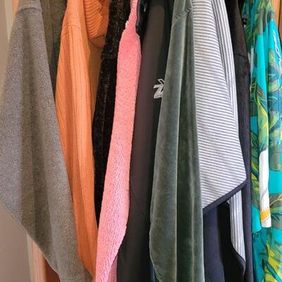 Lot 538: Ladies Jackets Lot H