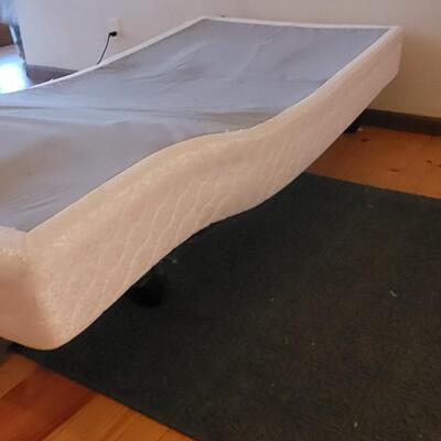 Lot 544: Denver Mattress Adjustable Twin Box Spring - works