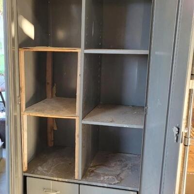 Lot 546: Metal Cabinet 36 Ã— 84 Ã— 24