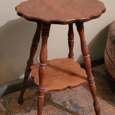 Lot 549: Antique Plant Stand or Small Parlor Table