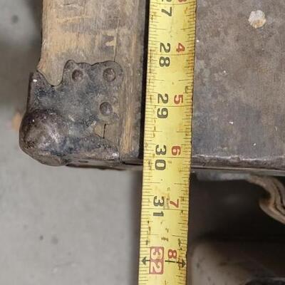 Lot 555: Antique Steamer Trunk 