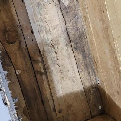 Lot 555: Antique Steamer Trunk 
