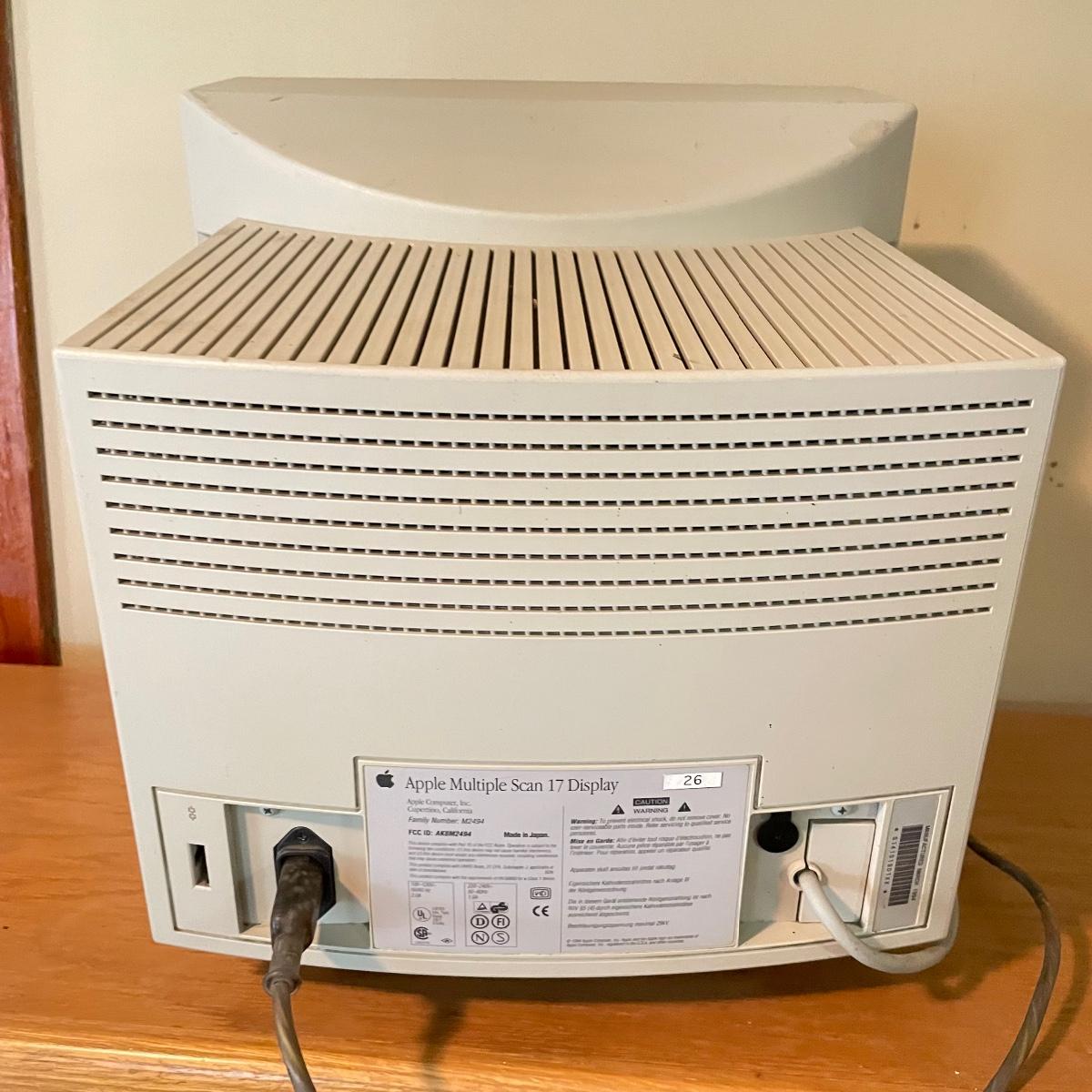 1994 APPLE MULTIPLE SCAN 17 DISPLAY (M2494) | EstateSales.org