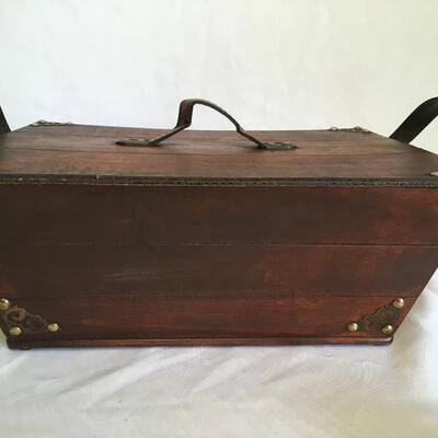 14x10. Wood Box  with handles 