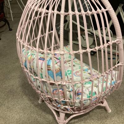 Kids Egg Chair Pink frame