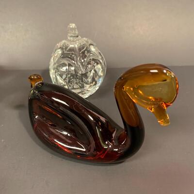Lot 458: Hand Blown Art Glass: Snail, Swan, Strawberry and More