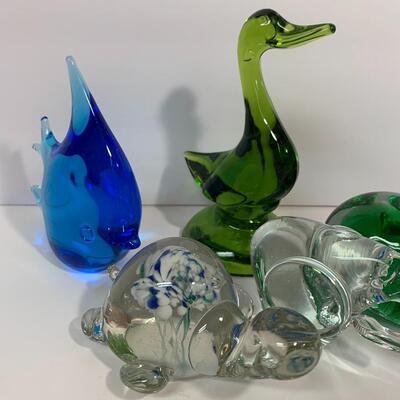 Lot 459: Animal Shaped Art Glass, Hand Blown