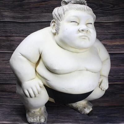 Large Sumo Wrestler Figurine Statue Garden Yard Art