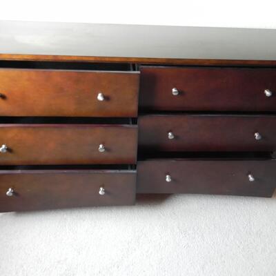 LOT 247  DRESSER