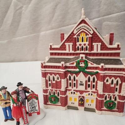 Ryman Auditorium and Grand Ole Opry Carolers 