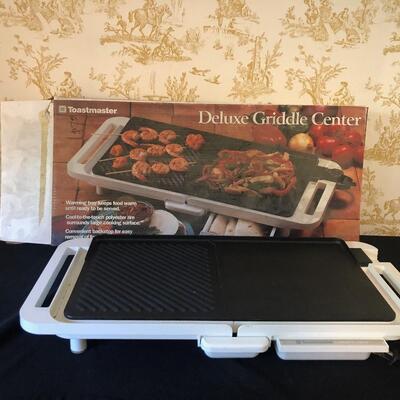 #17 Electric griddle with box 