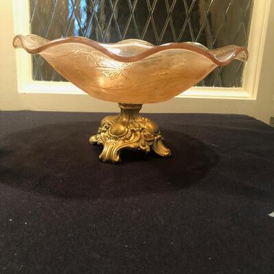 #103 Peach bowl with gold stand