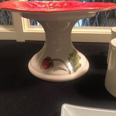 #118- Various dishes, poppy cake stand garden mugs and garden trayÃŠ