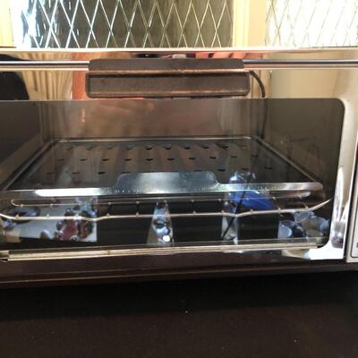 #136-vintage ToastMaster toaster oven broiler 