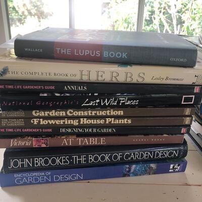 #236 Bundle of 20 books mostly gardening