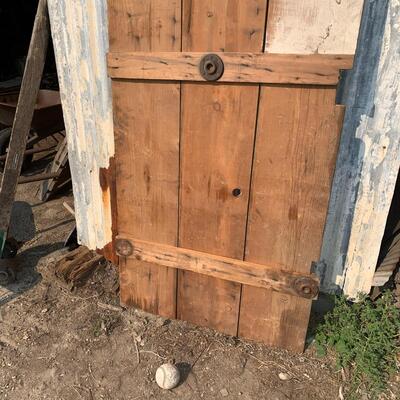 #9 Beautiful Large Wooden Barn Door
