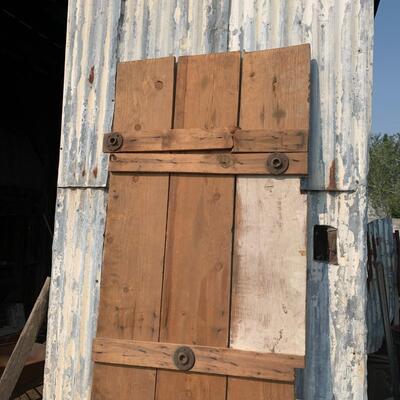 #9 Beautiful Large Wooden Barn Door