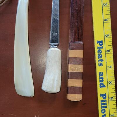 Lot 566: Horn Shoe Horn & Letter Opener and Wood Letter Opener 