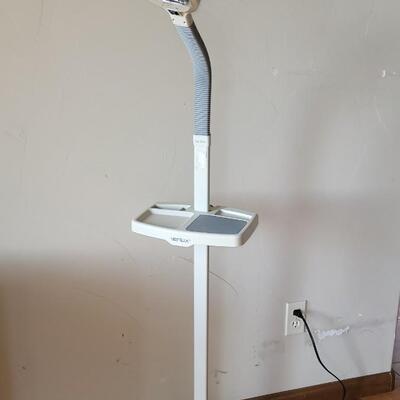 Lot 575: Verilux Light with attached Tray- Works