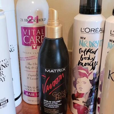 Lot 575: Hairspray & Mouse Lot