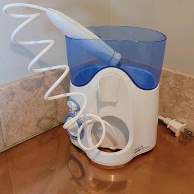Lot 578: Dental Care Lot