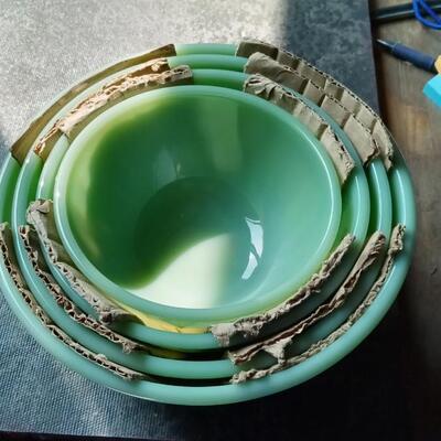 LOT 1  JADITE NESTING BOWLS