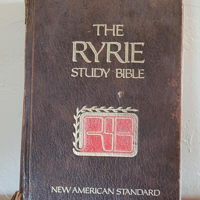 Lot 587: The Ryrie Bible