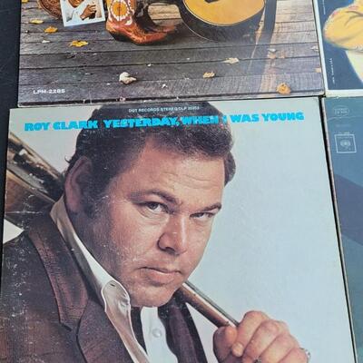 Lot 594: Vintage County Albums - Don Williams, Roy Clark, Roy Price & Hank Snow