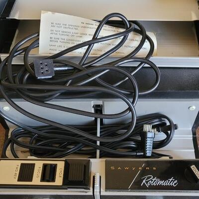 Lot 596: Vintage Projection Screen, Sawyers Rotomatic 600 Projector and Rotary Slide Tray 