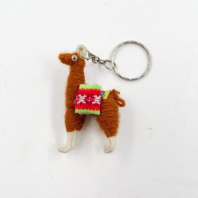 TINY ALPACA KEYCHAIN - APPEARS HANDMADE