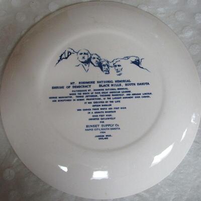 Vintage Johnson Brothers, England Mt. Rushmore Plate, 10 1/2"