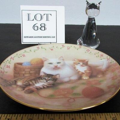 Glass Cat Figurine and Royal Family Cat Plate #194, 1988