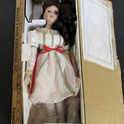 Large Doll In Original Box, Unused, Heritage Signature Collection