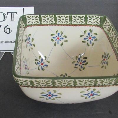 Temptations Square Bowl Appr 6 1/2" x 4"