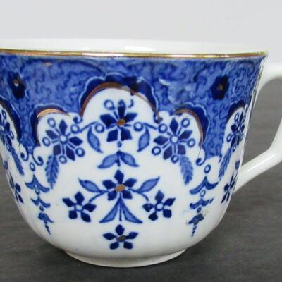 Lot of Vintage Flow Blue and Transferware Blue/White Plates