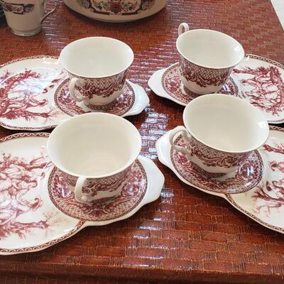 4 trays and cups Porcelain Treasures