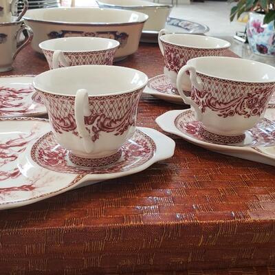 4 trays and cups Porcelain Treasures