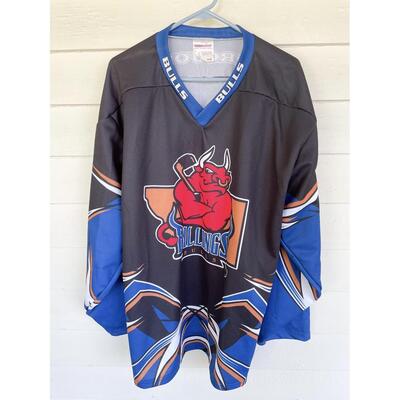 BILLINGS BULLS HOCKEY JERSEY - SIZE M