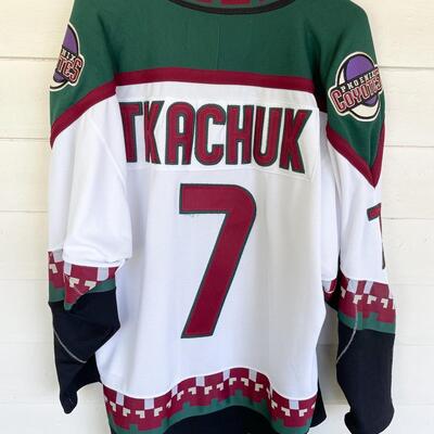 PHOENIX COYOTES HOME HOCKEY JERSEY #7 KEITH TKACHUK - SIZE M
