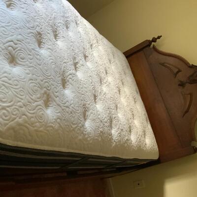 Vintage Jr Bed with New Mattress