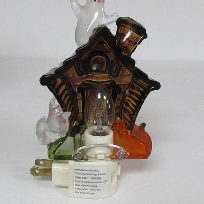 Neat Halloween Plastic Night Light, Working