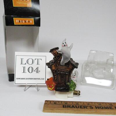Neat Halloween Plastic Night Light, Working