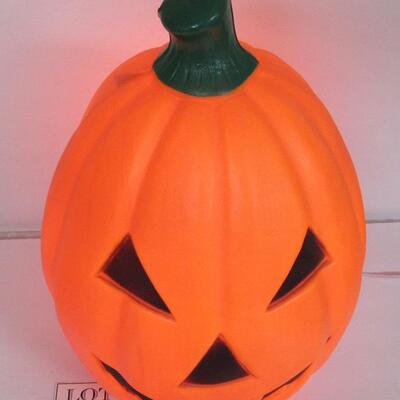 Halloween Jack-o-Lantern Blow Mold Light With Cord, 1992, TPI Made in Canada, 21", Read Description