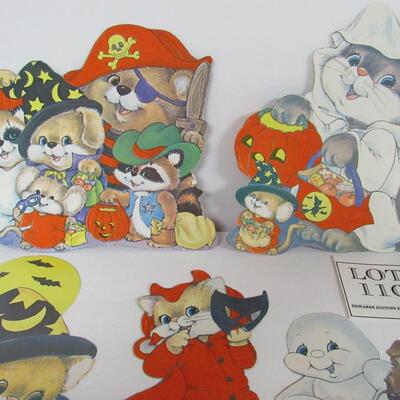 Lot of 5 Older Halloween Flats, Flocked Areas