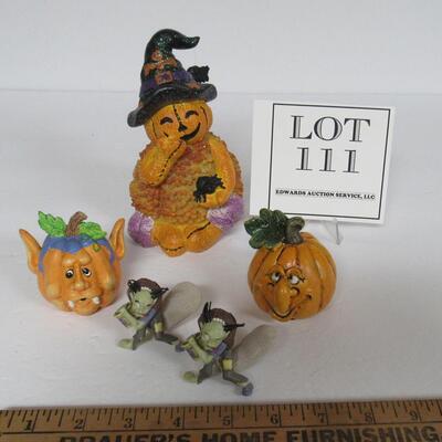 Cute Halloween Figurine Lot
