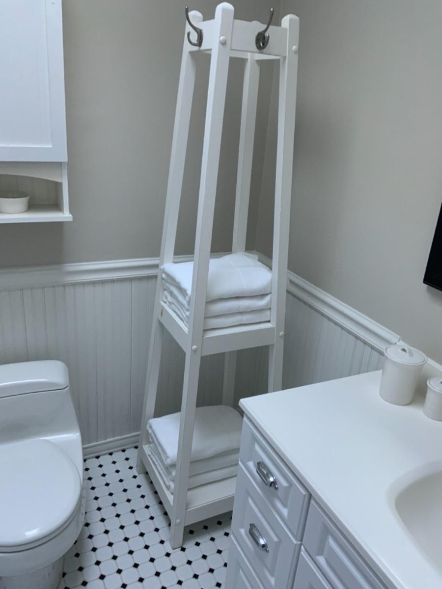 Pottery Barn Bathroom Towels Rack